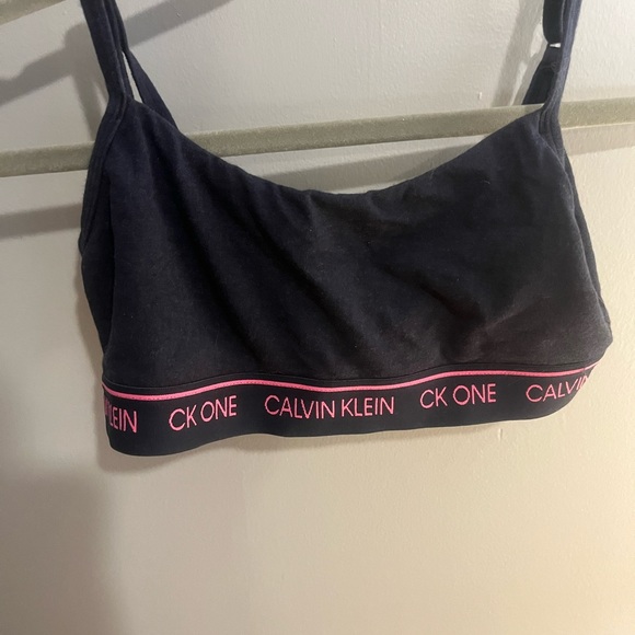 Calvin Kline Bras worn once and some not worn at all. Paid over 300.00. - Picture 12 of 15